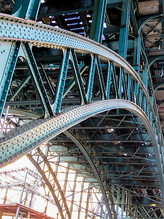 Under the "El"